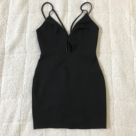 Tobi body-con cutout little black dress - Picture 3 of 13